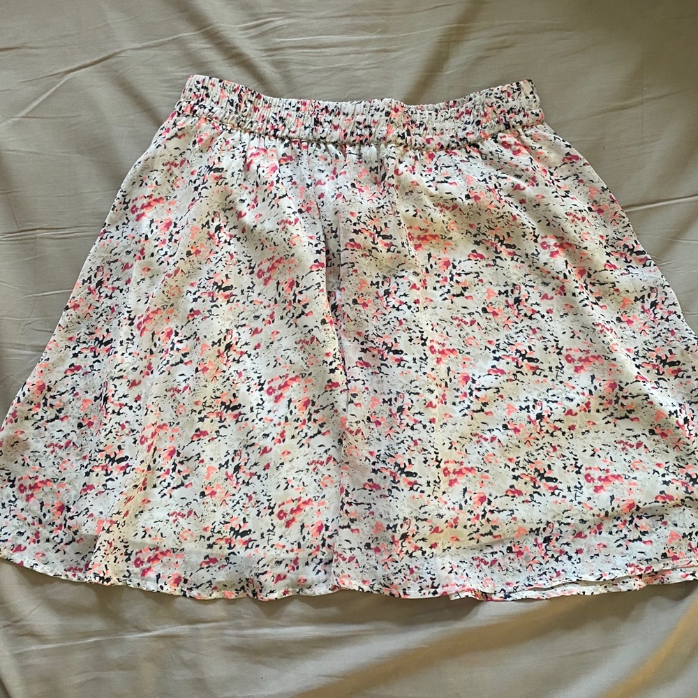 Beautiful skirt French brand